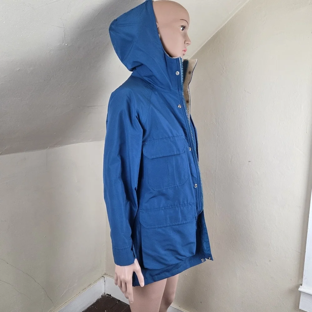Vintage Woolrich Woman Blue Hooded Parka Jacket Wool Lined USA‎ Sz S